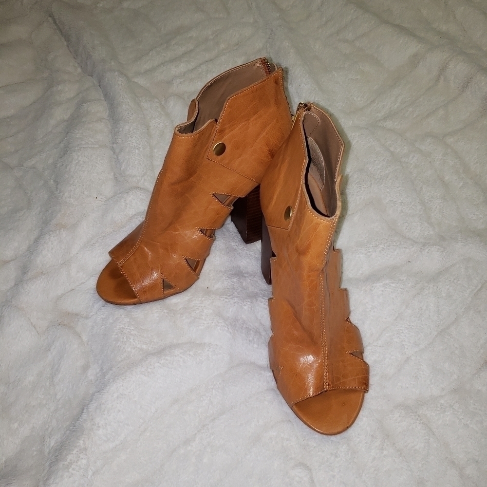 🧡KELSI Dagger Brooklyn Ball Dance Cut Out Booties Leather Cognac - Picture 2 of 7